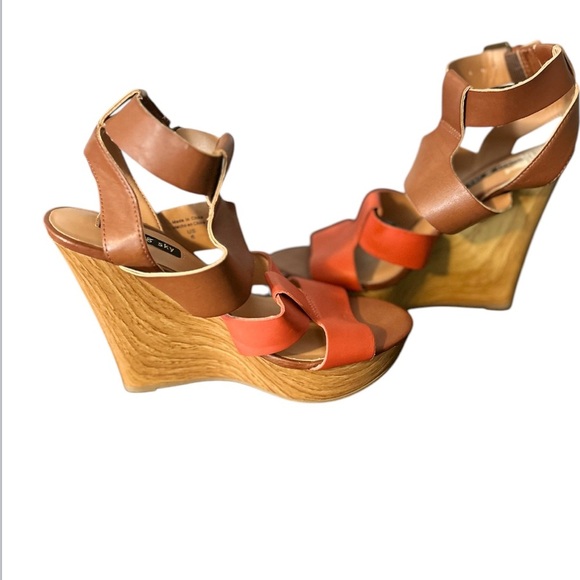 Parker&sky Orange and Brown Wedge Shoes with Wooden Sole - Picture 3 of 5
